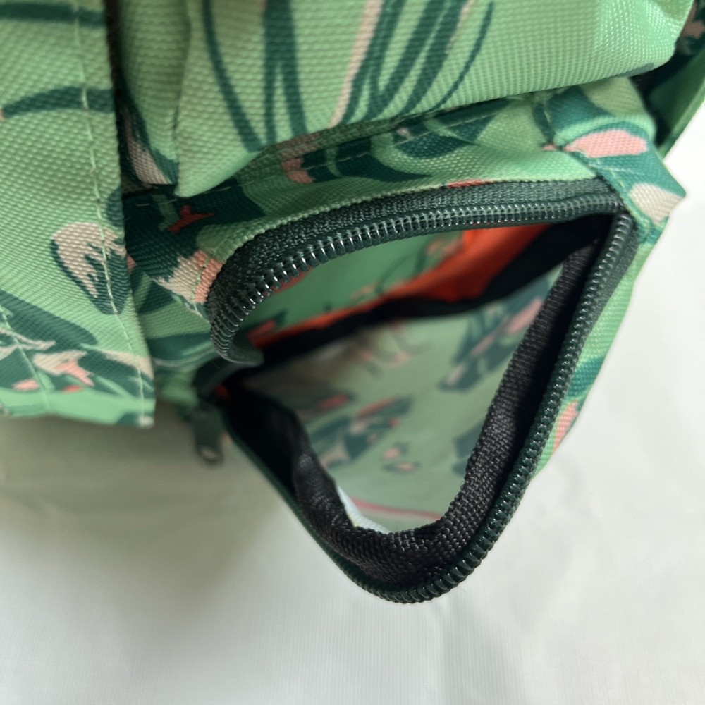 Kavu Rope Sack Leaf Print Nylon Sling Backpack Boho Outdoors Hiking Bag Casual - Picture 8 of 16